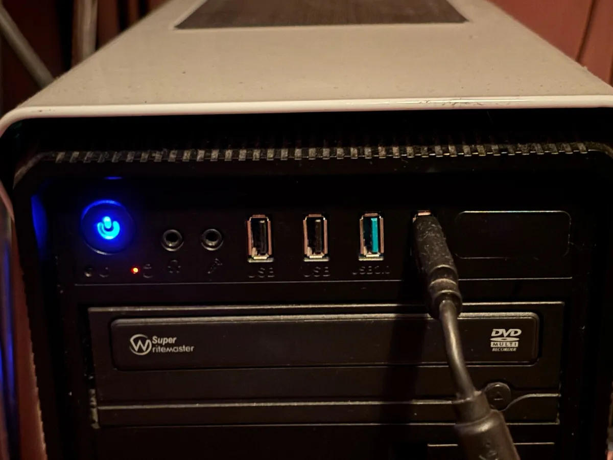Gaming Desktop (8GB VRAM, 32GB RAM, i7-9 Series) - Image 4