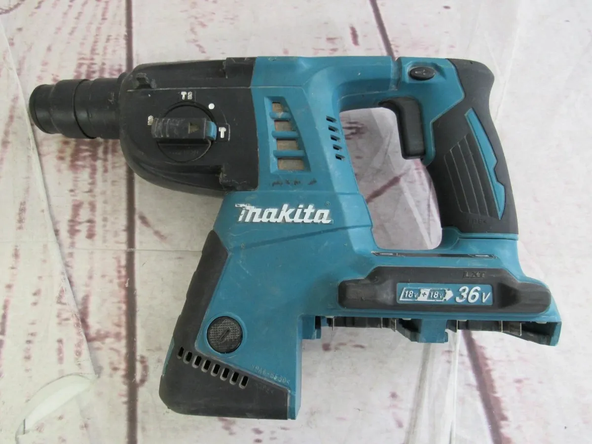 Makita 36V (18V x2) LXT 1" SDS-PLUS rotary hammer - Image 2