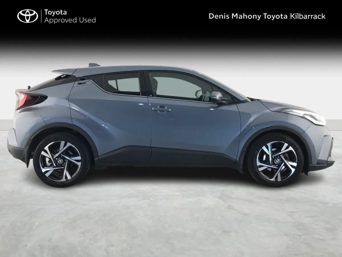 Toyota C-HR HYBRID SPORT - Image 3