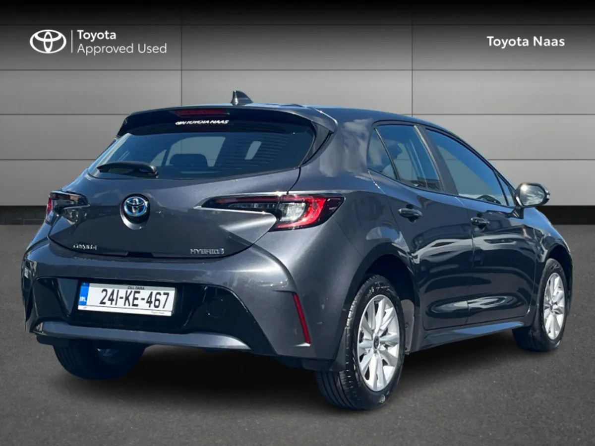 Toyota Corolla HYBRID LUNA - Image 2