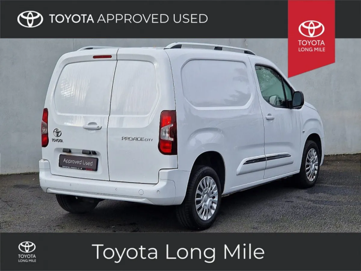 Toyota Proace City 1.5 GX SWB 650 KG - Image 3
