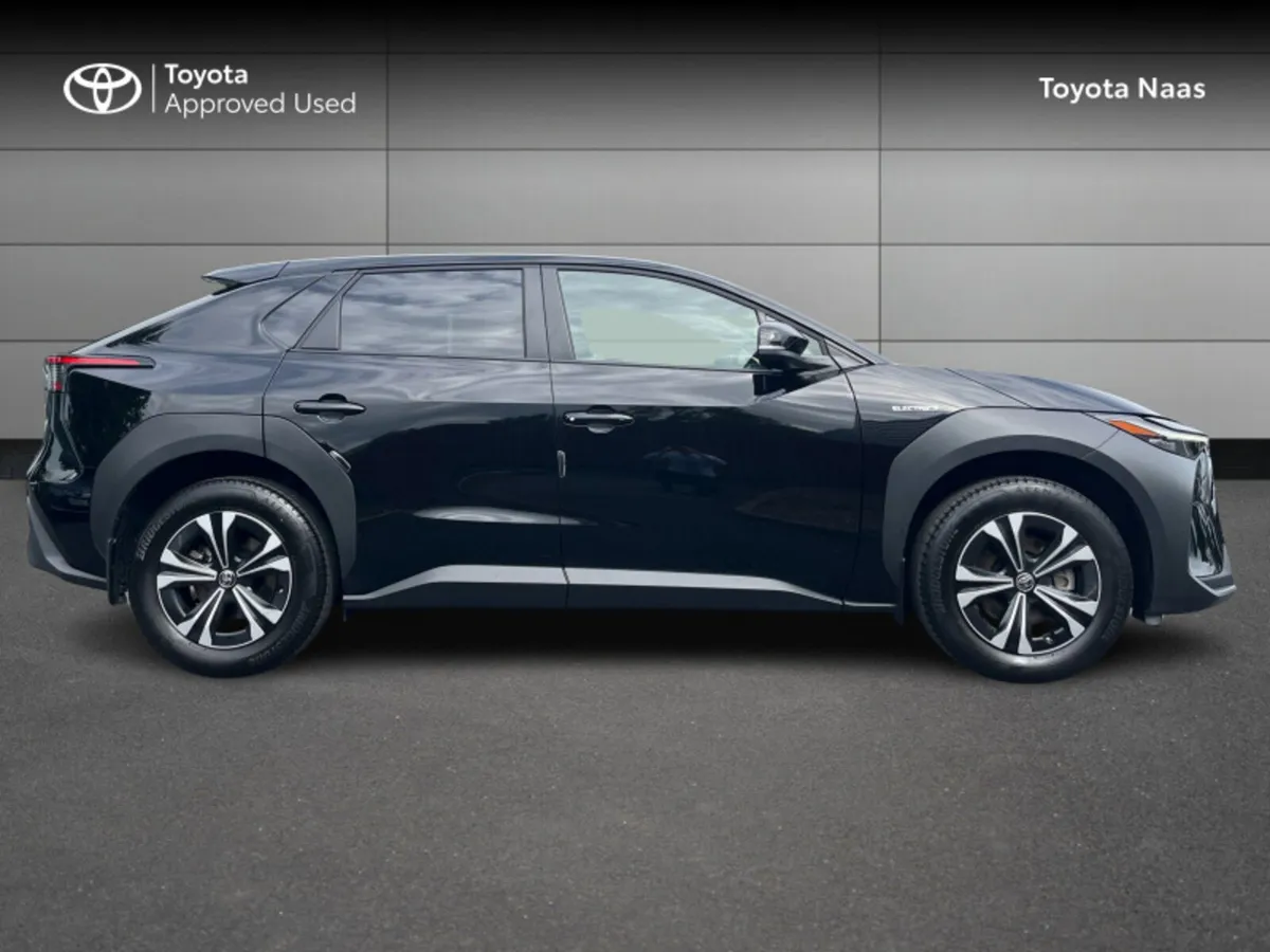 Toyota bZ4X SPORT FWD 11KW 4DR AUTO - Image 3