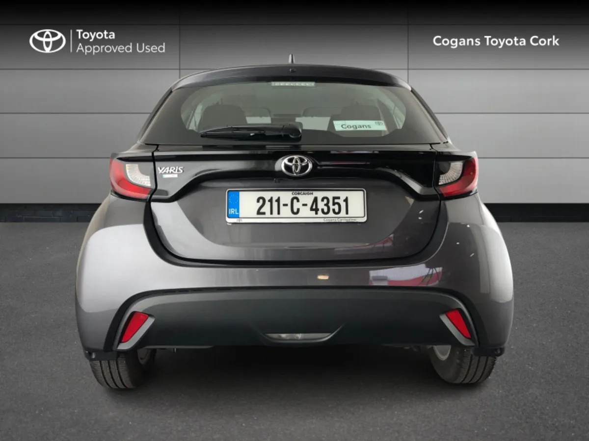 Toyota Yaris YARIS 1.0 LUNA - Image 4