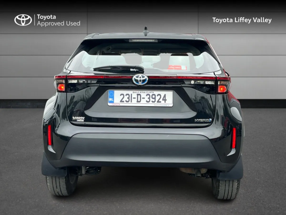 Toyota Yaris Cross YARIS CROSS LUNA 4DR AUTO - Image 4