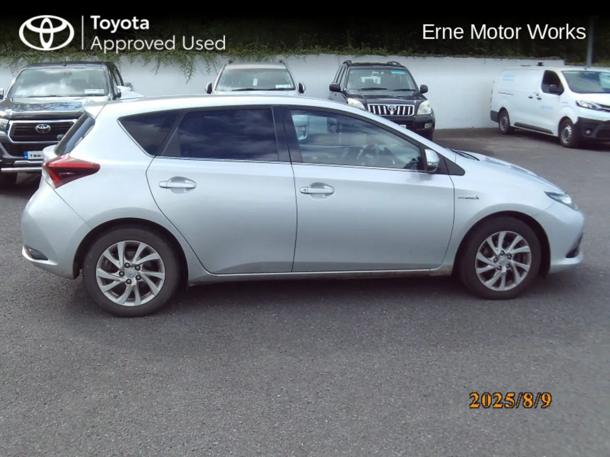 Toyota Auris AURIS Hybrid Luna - Image 3