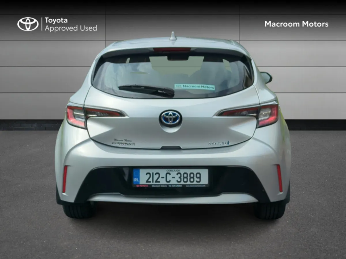 Toyota Corolla HYBRID LUNA H/B 4DR AUTO A - Image 4