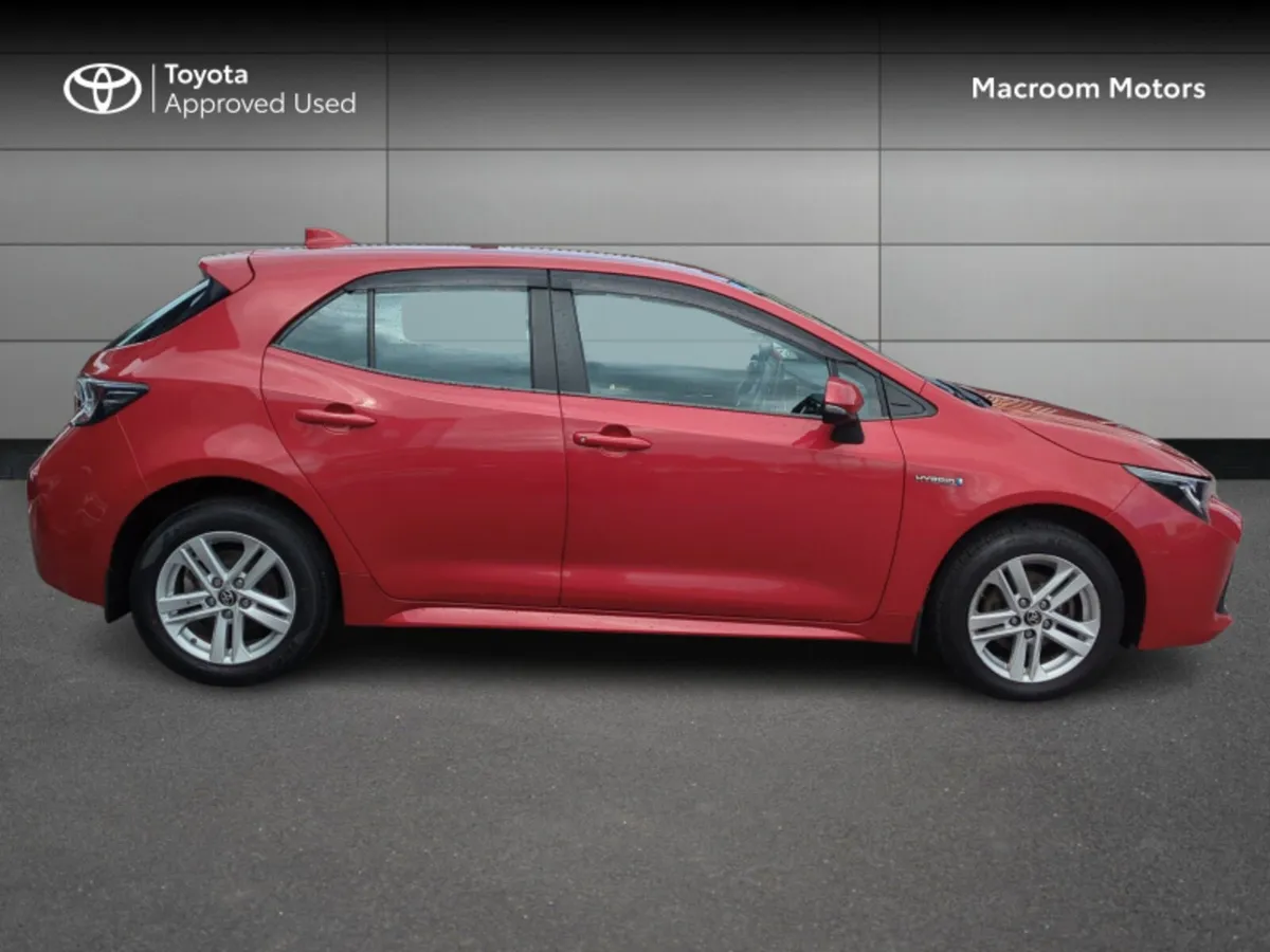 Toyota Corolla HYBRID LUNA H/ H/B 4DR AUTO A - Image 3