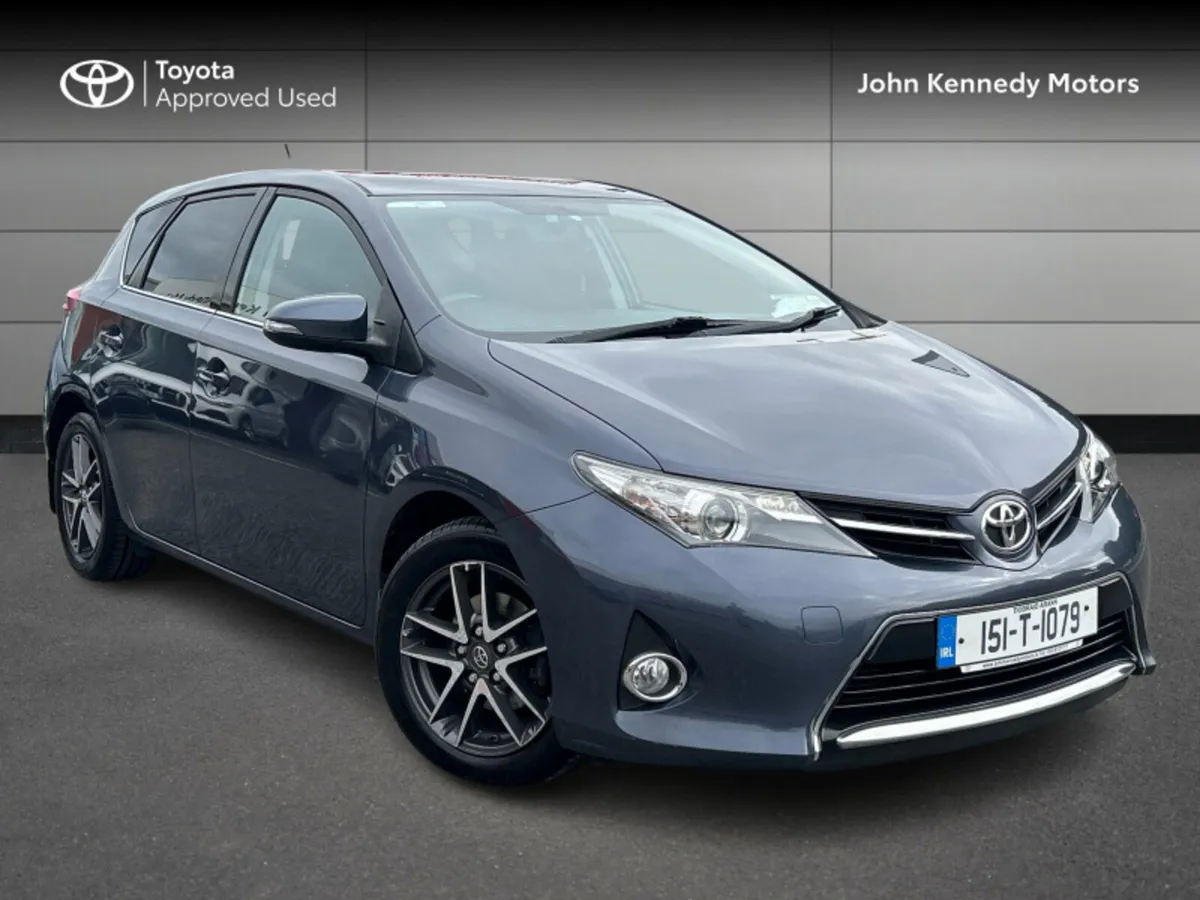 Toyota Auris 1.4 D-4D SOL 4DR - Image 1