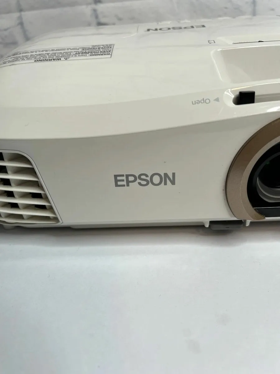 Epson PowerLite Home Cinema 2045 Wireless 3D 1080p - Image 3