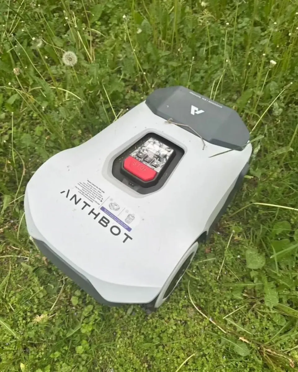 Robot lawn mower Anthbot genie 1000 - Image 1