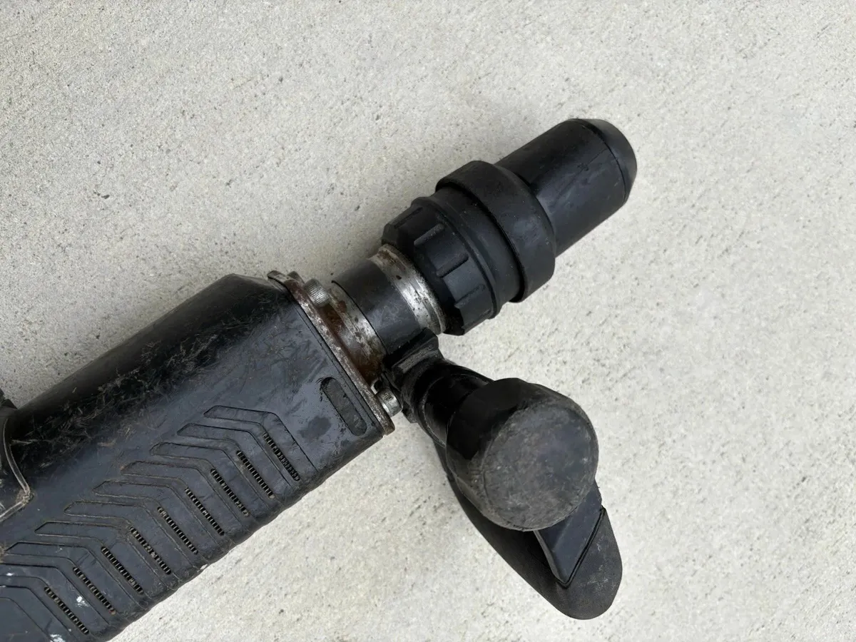 Genuine Bosch GSH 11 E Electric Powered Drill - Image 3