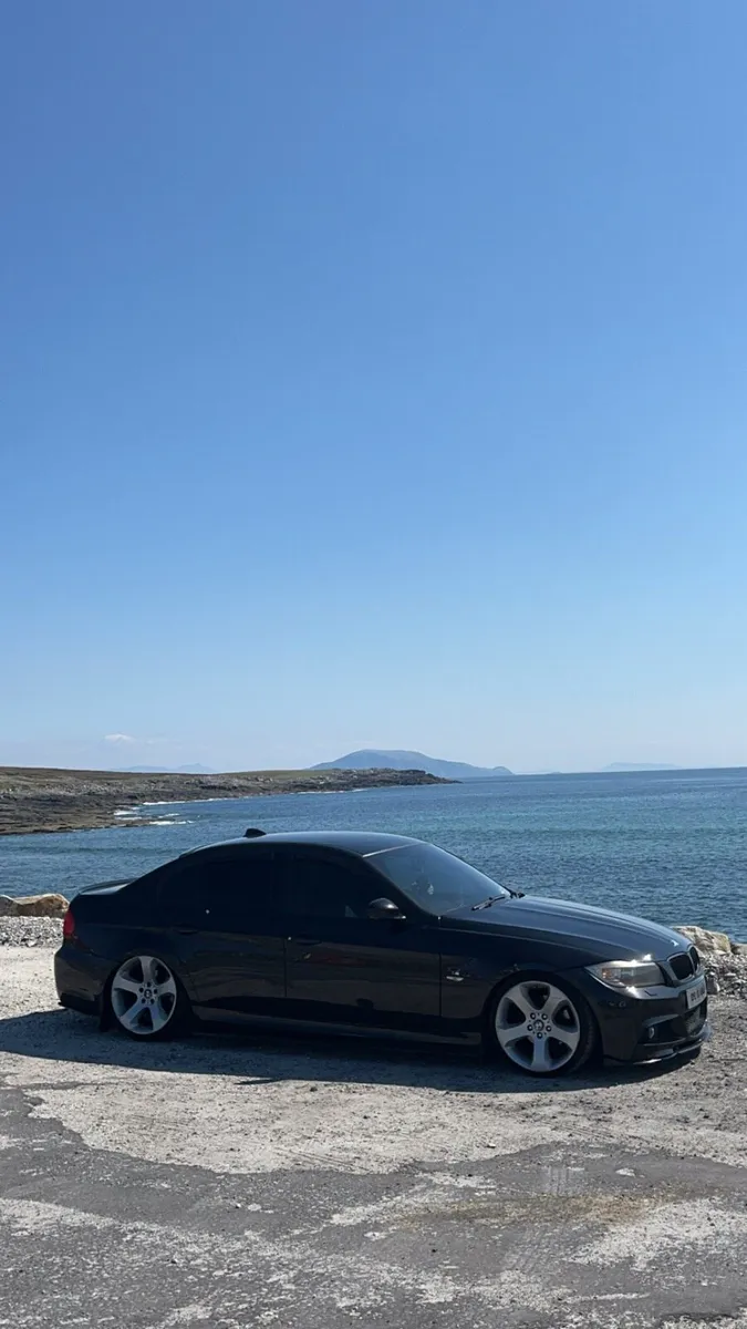 E90 320d msport - Image 4