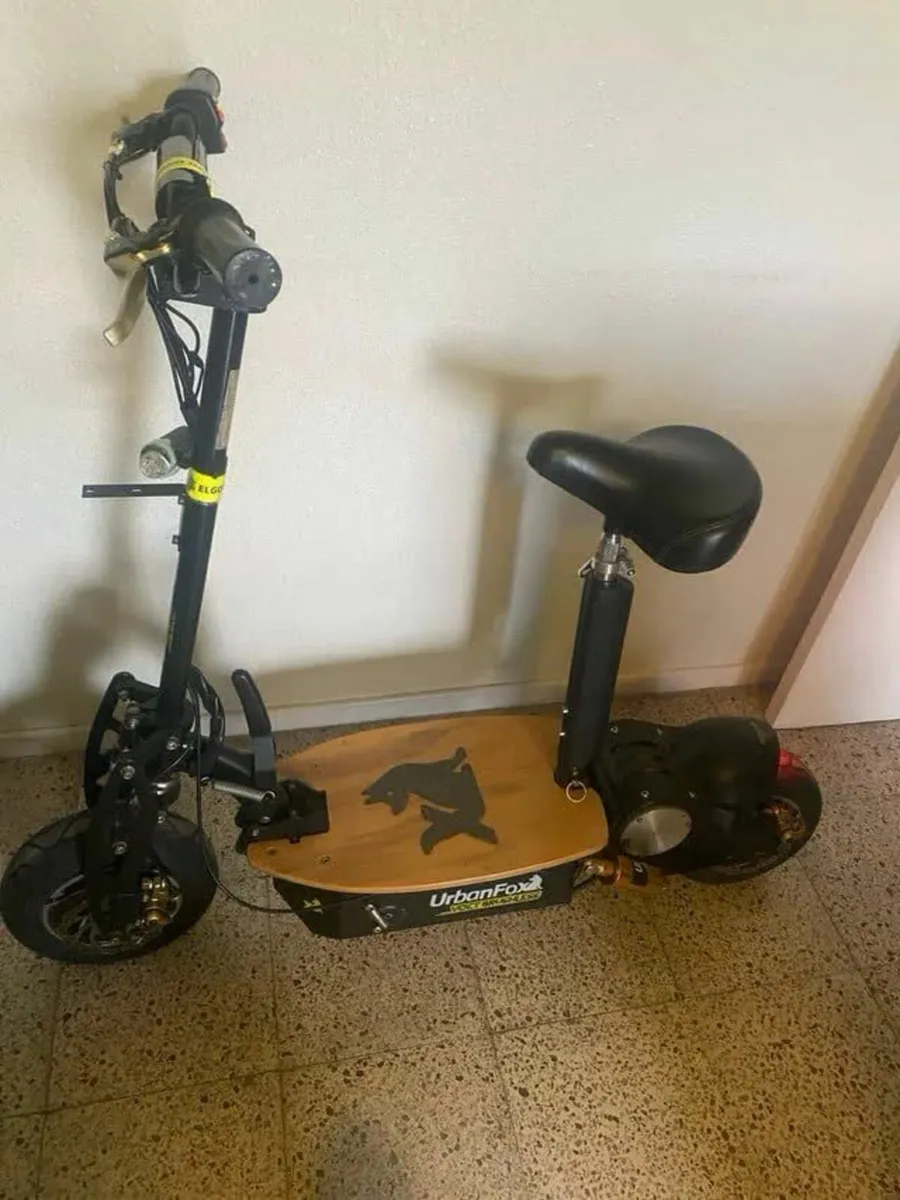 UrbanFox 2200W electric scooter - Image 1