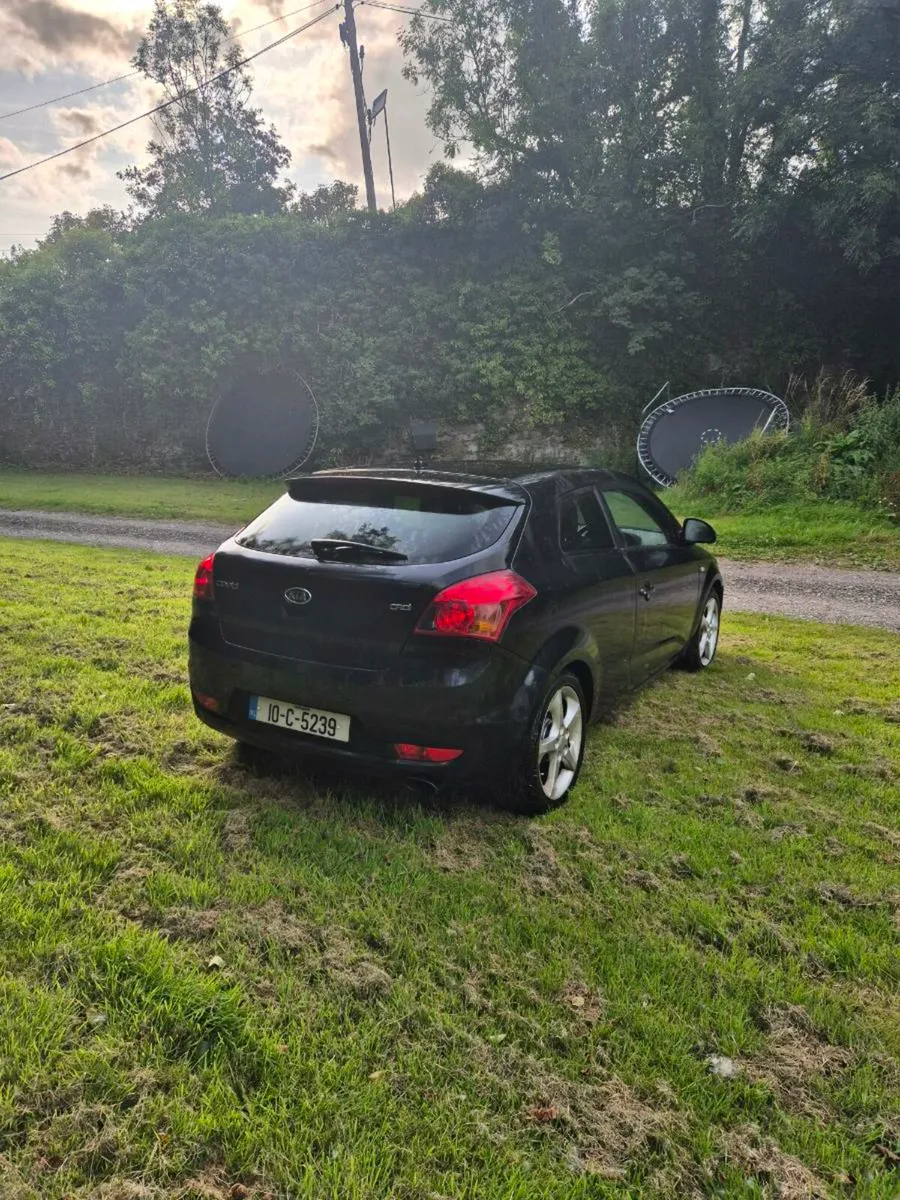 Kia Ceed - Image 2