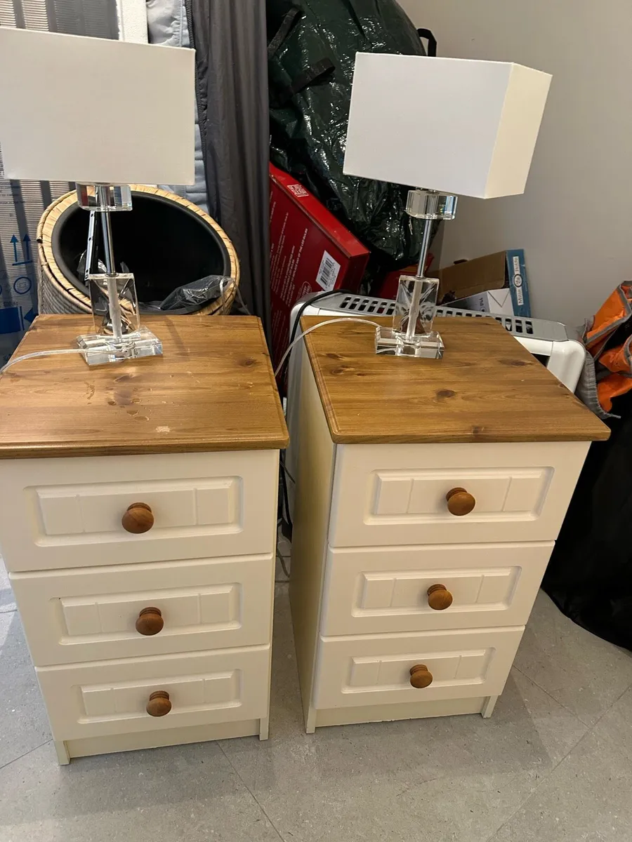 2 x Bedside chest of drawers - Image 2