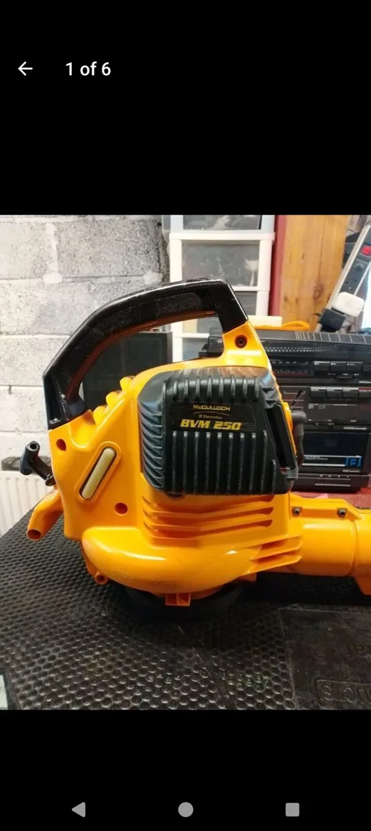 Leaf blower - Image 1