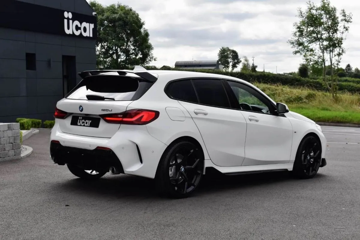 BMW 1 Series 2.0 120d M Sport - Image 4