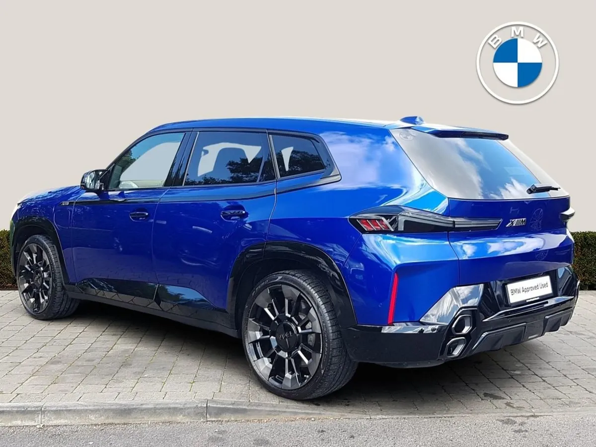BMW XM 50e Xdrive M Sport - Image 3
