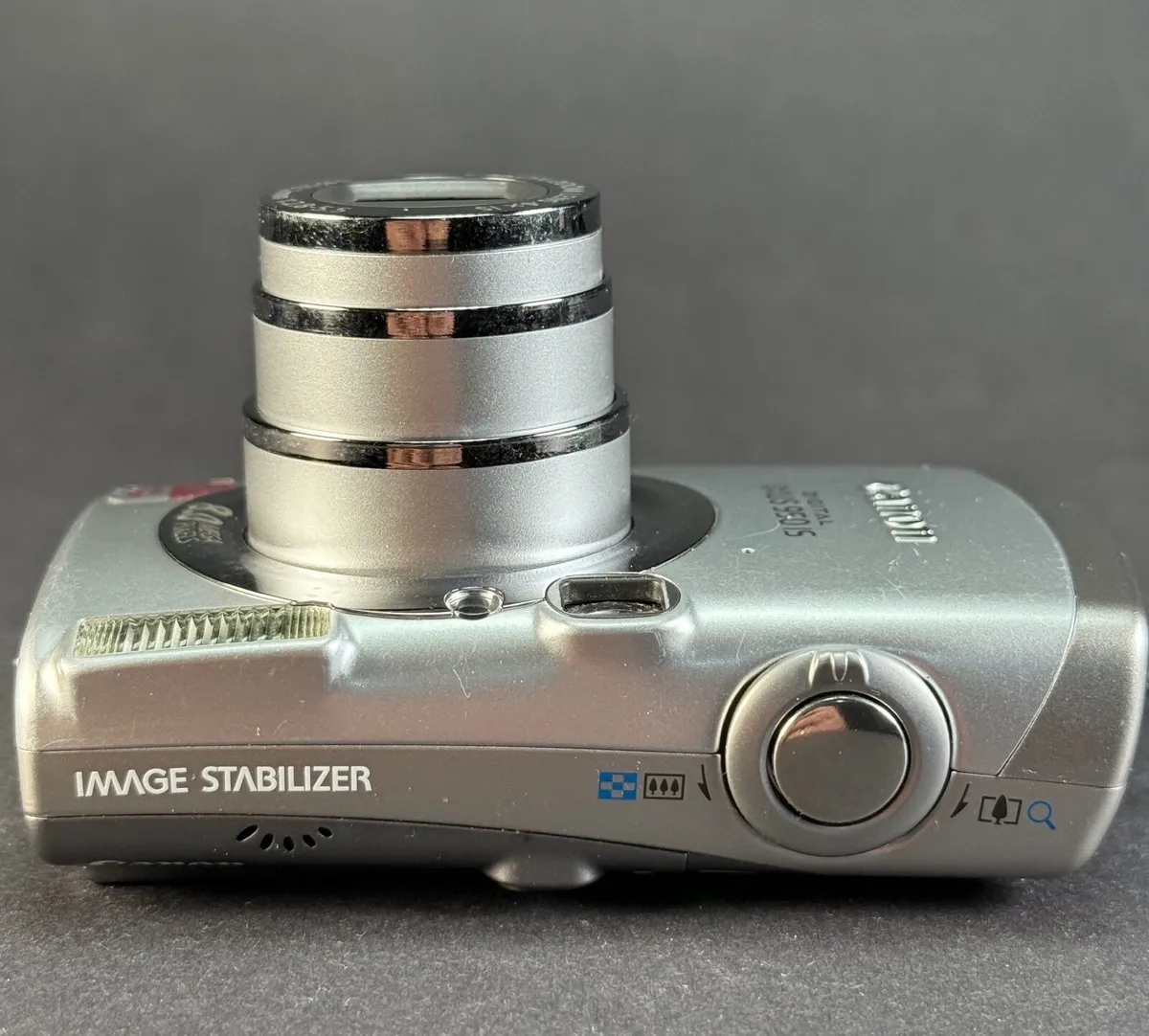 Canon Digital IXUS 950 IS - Image 3