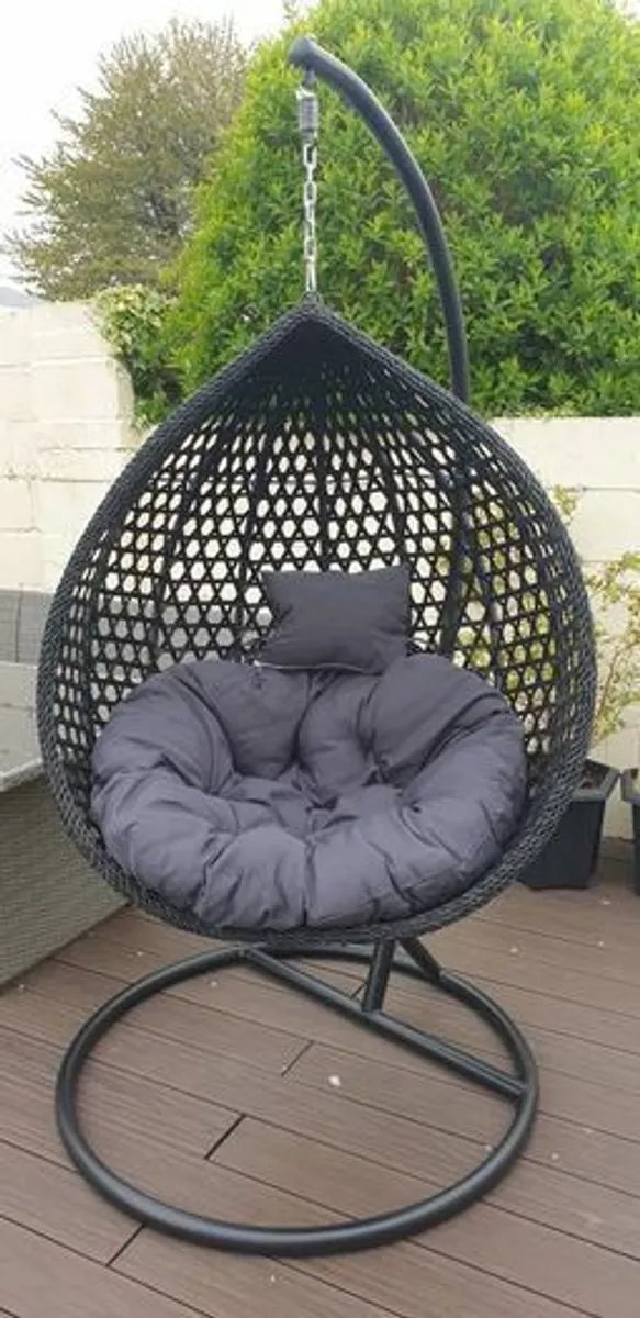 !!! NEW RATTAN Garden XXL Hanging Egg Swing Chair!+Rain Cover!! !!! - Image 1