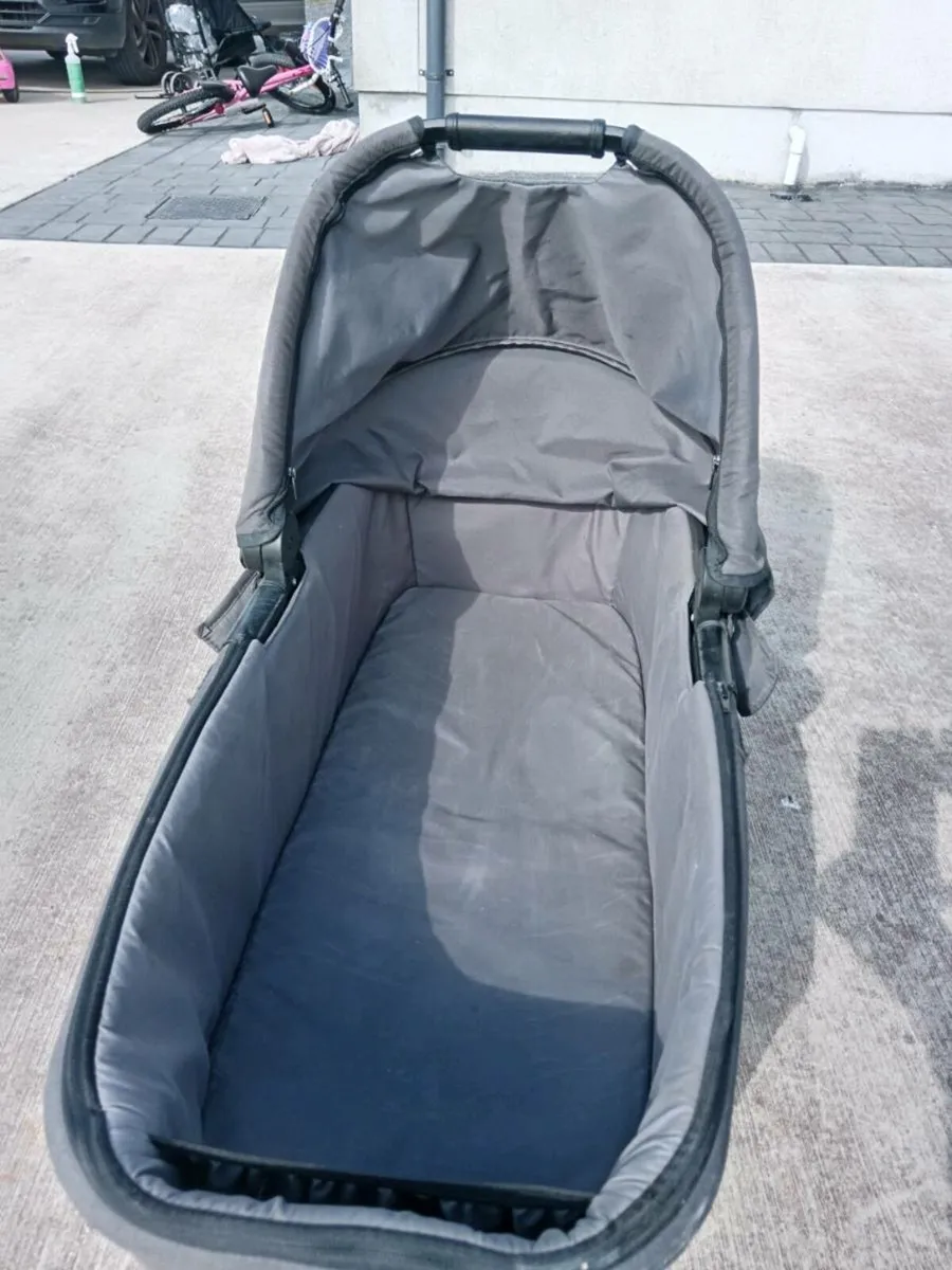 Joie Pushchair and Carrycot Bundle - Image 4