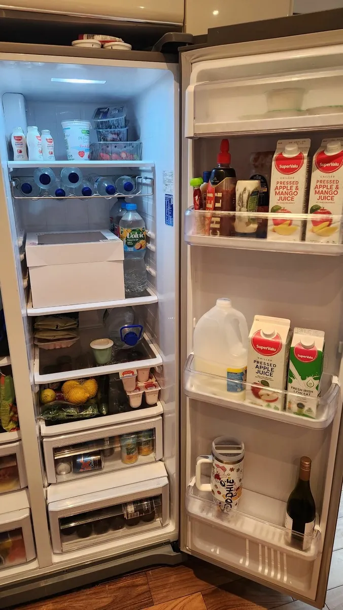 Fridge (Samsung RS50N3513SA) - Image 4