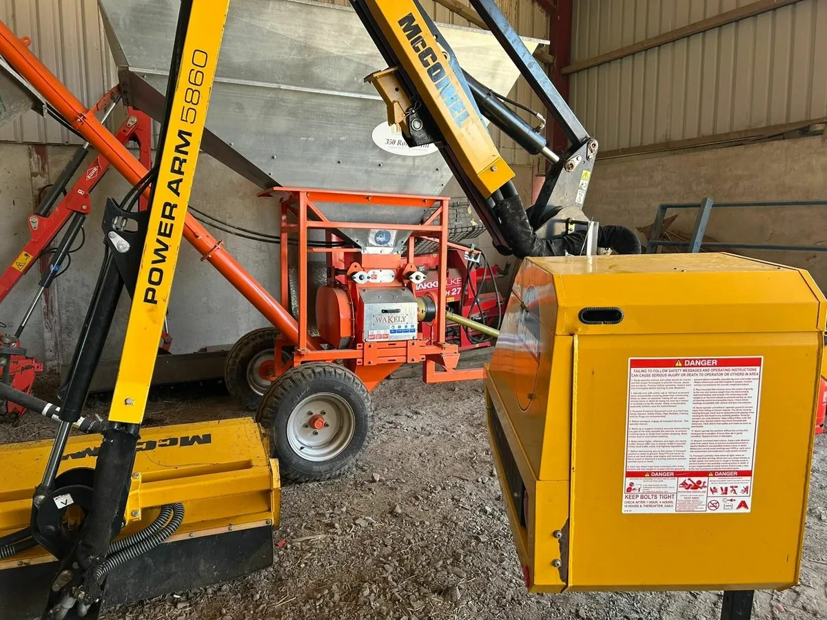 McConnel PA 5860 hedgecutter - Image 1