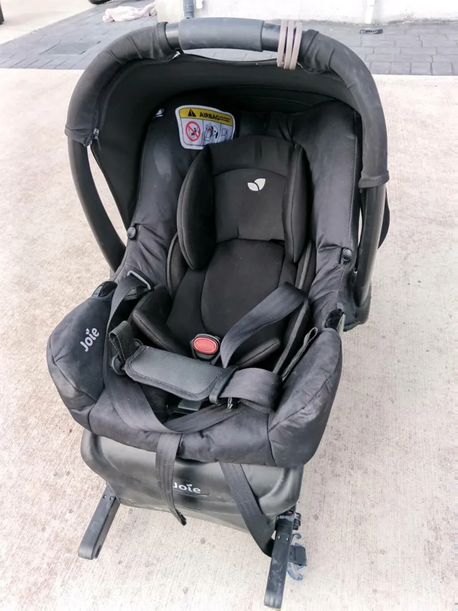Joie infant car seat and isofix - Image 2