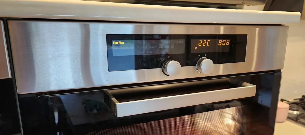 Oven (Miele H4350) - Image 3