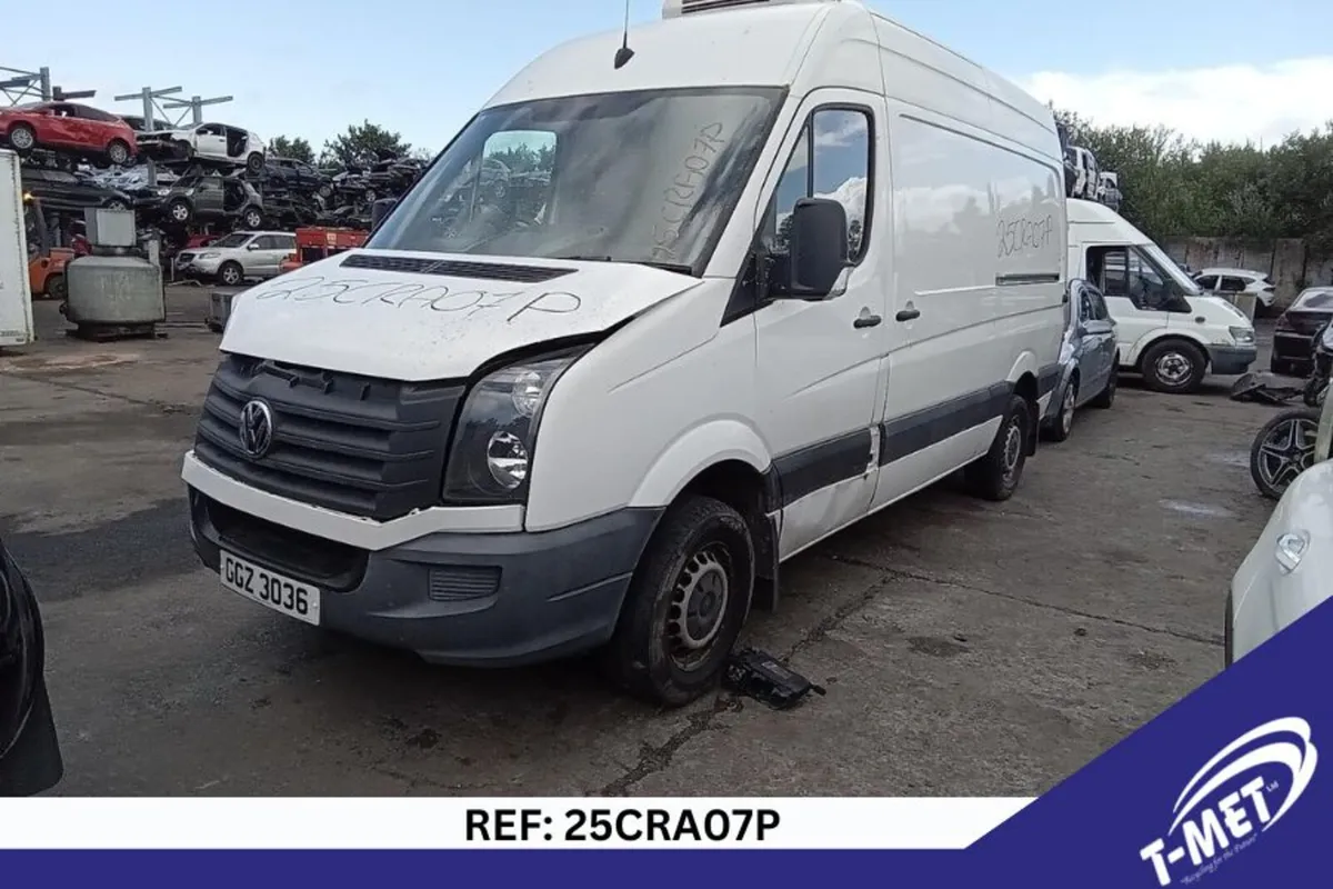 2017 VOLKSWAGEN CRAFTER BREAKING FOR PARTS - Image 3