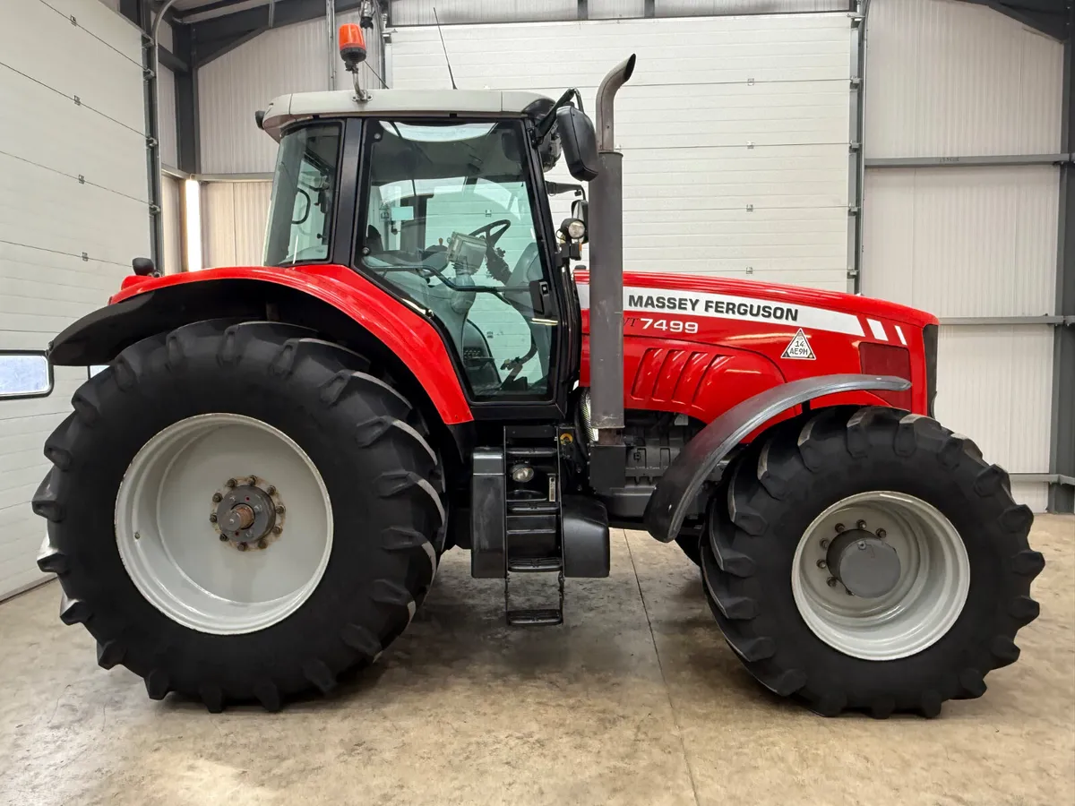 Massey Ferguson 7499 Dyna-VT ***6000 hrs!!!*** - Image 3