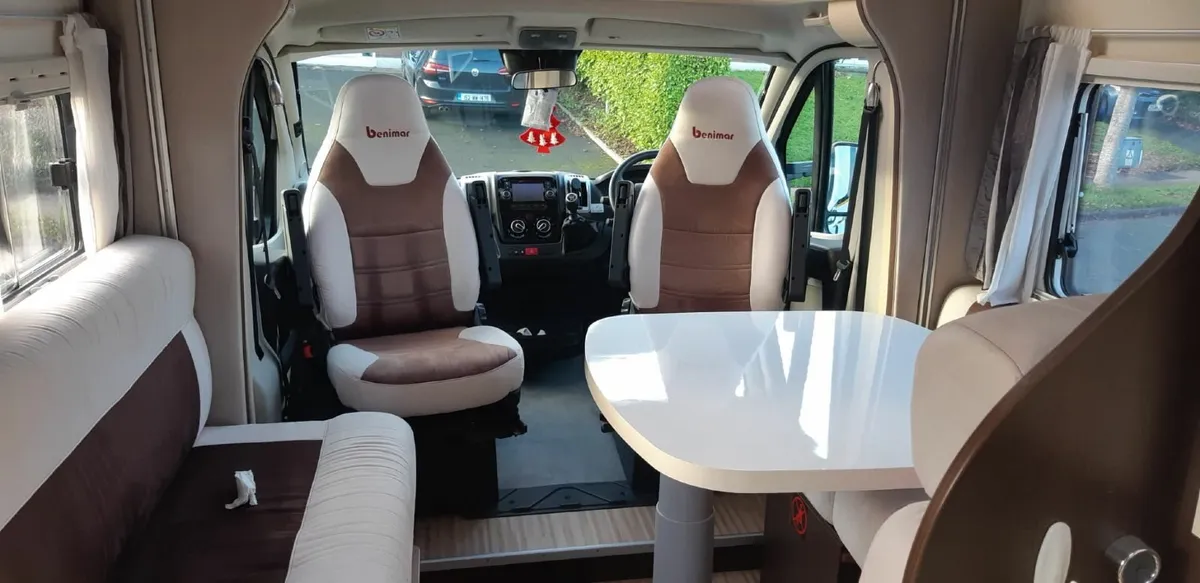 Motorhome - Image 4