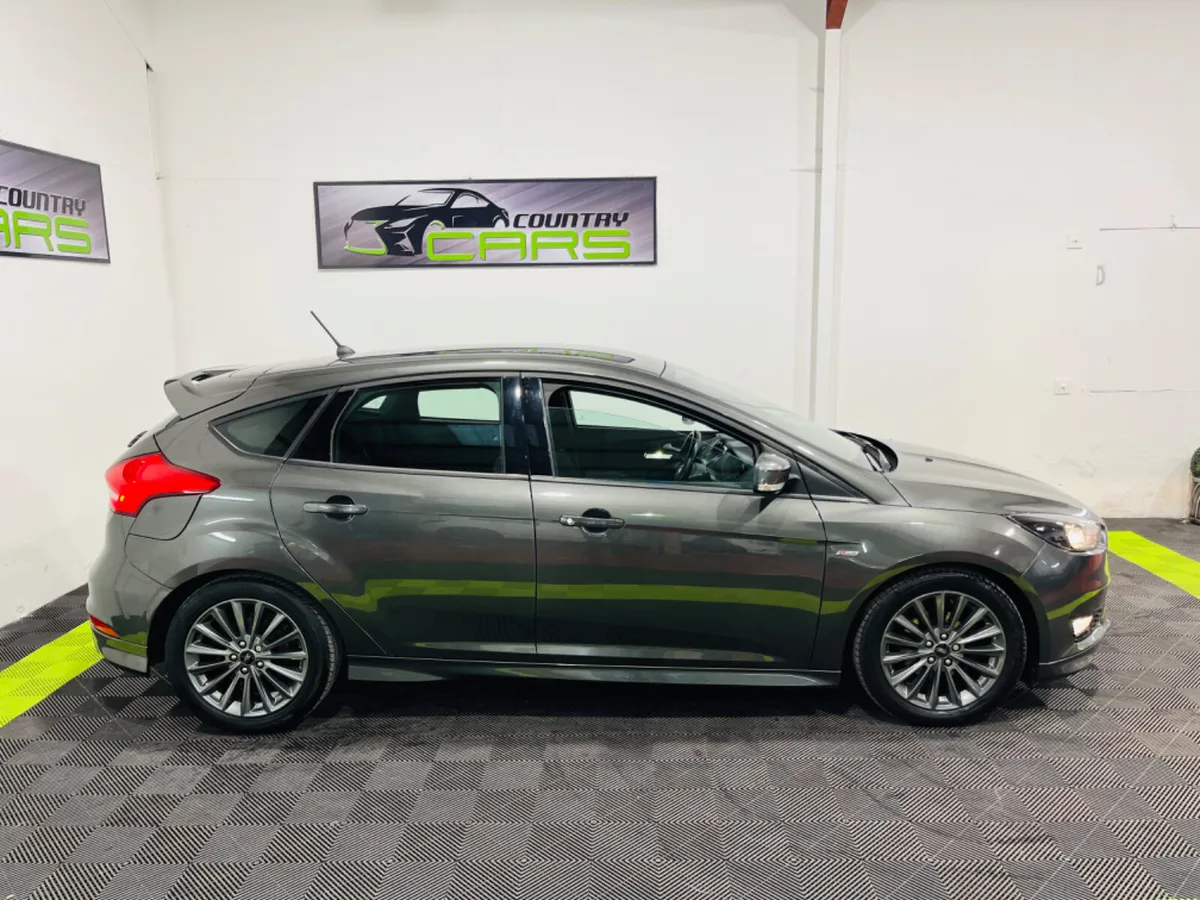 2017 Ford Focus 1.5 Tdci ST LINE 120Ps - Image 3