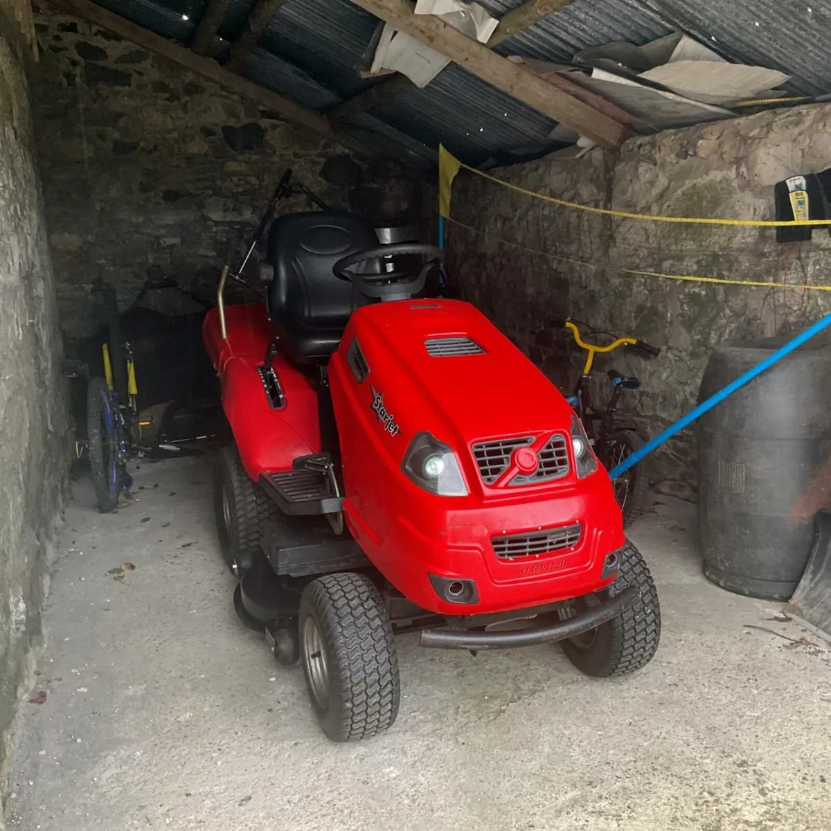 Ride on Lawn Mower - Image 1