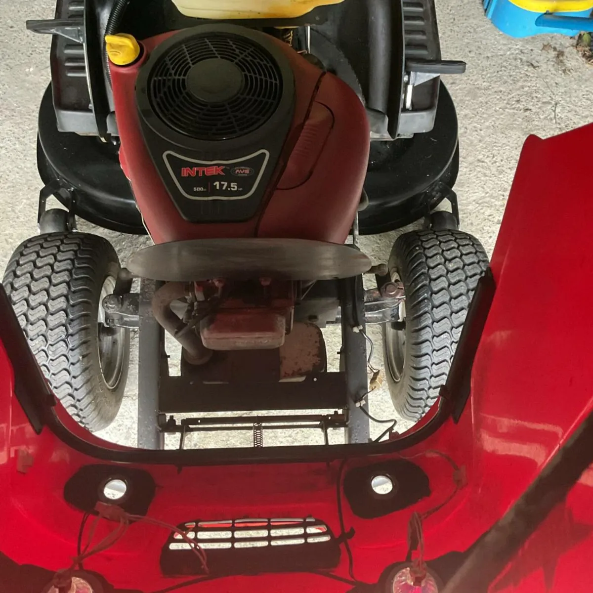 Ride on Lawn Mower - Image 4