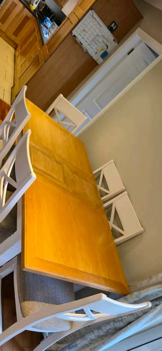 Solid Kitchen table - Image 3