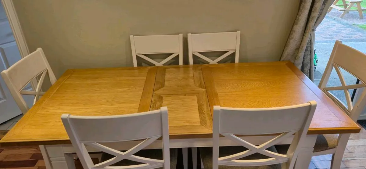 Solid Kitchen table - Image 4