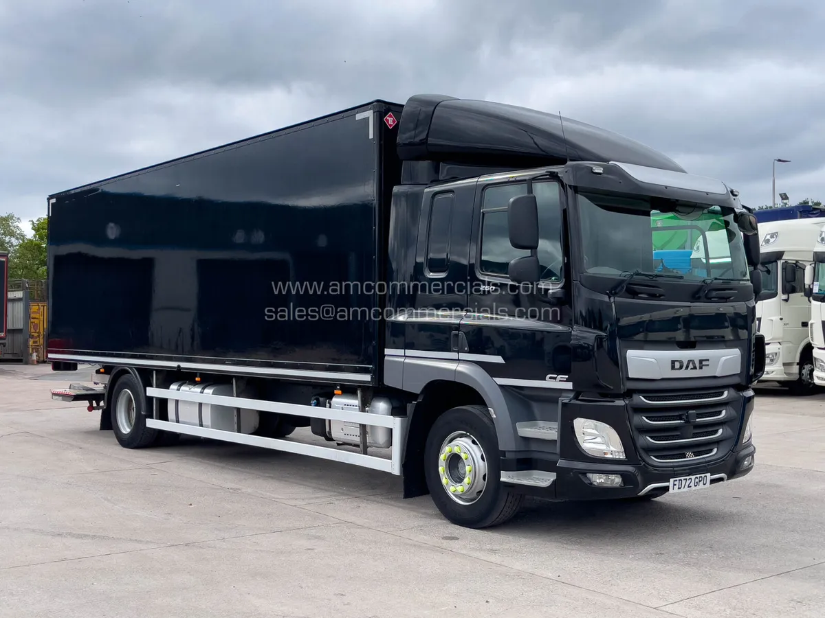 2023 (72) DAF CF 260 4X2 18T BOX TRUCK - Image 1