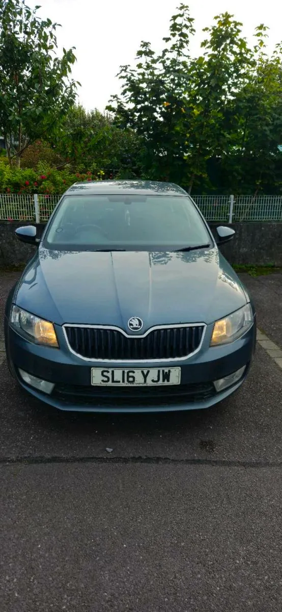 Skoda octavia low miles - Image 1