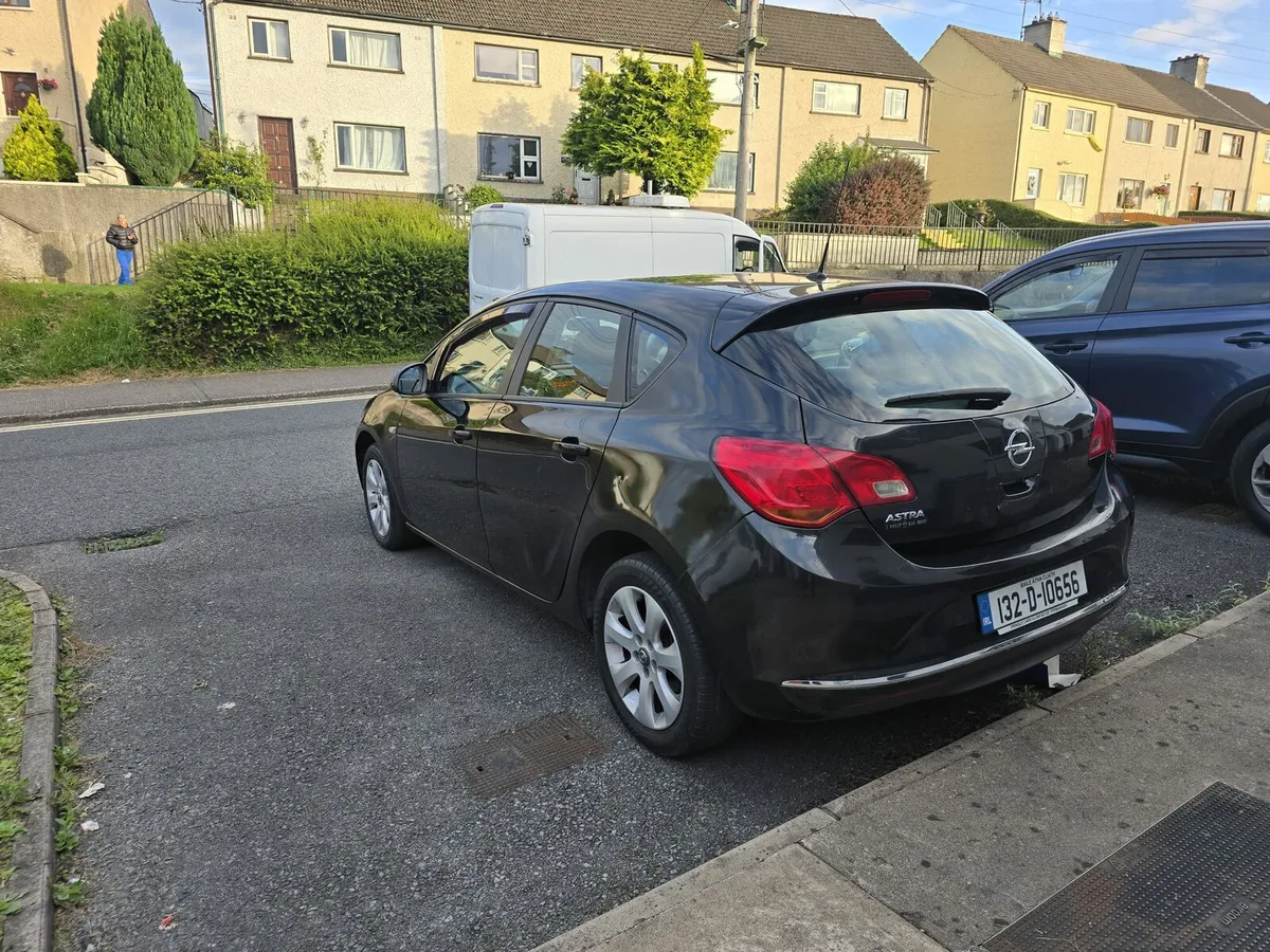 2013 opel astra - Image 3