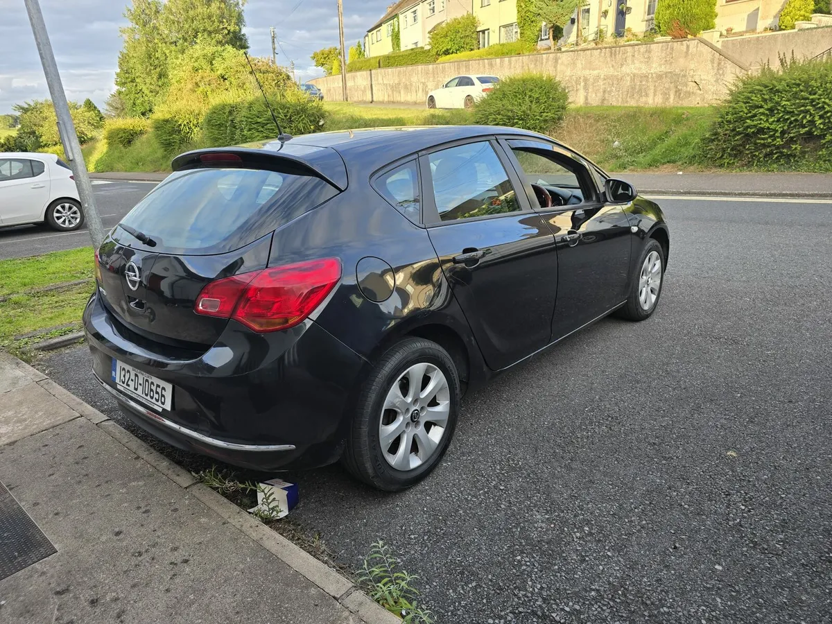 2013 opel astra - Image 4