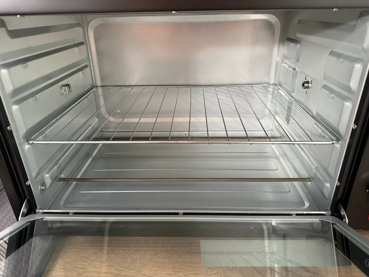 Geepas 60L Electric Oven with Rotisserie - Image 3