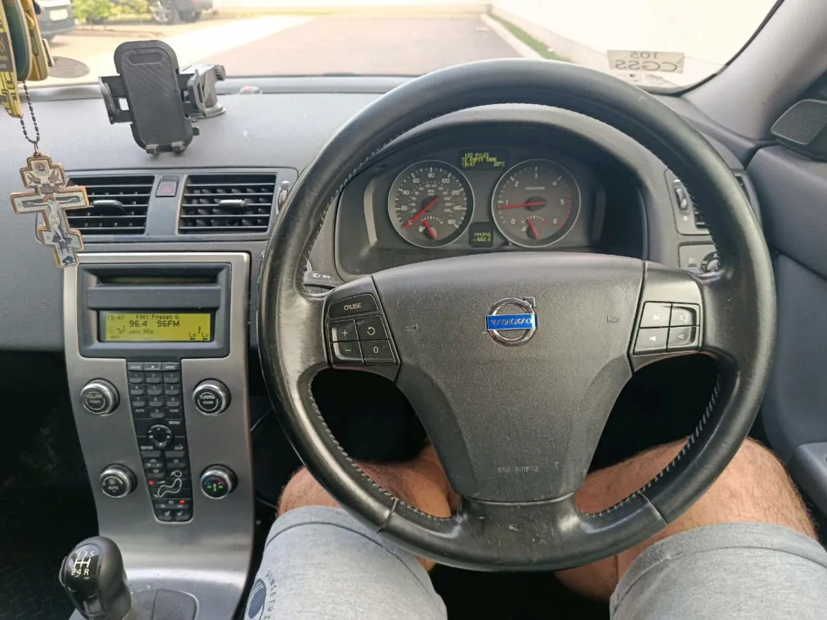 Volvo s40 2008 - Image 3