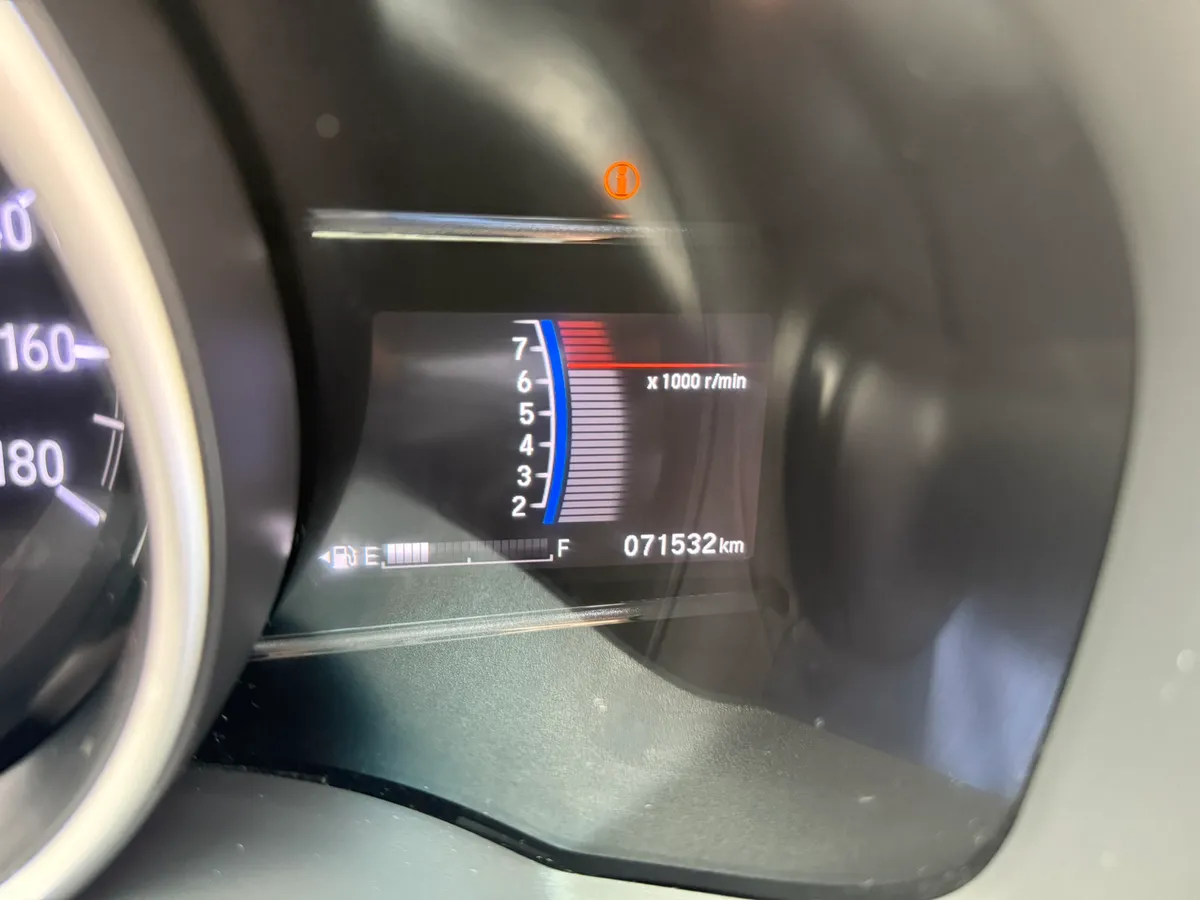 2019 Honda Fit 1.5 Hybrid Auto, 44k Miles only - Image 4