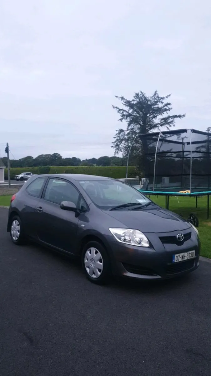 2007 Toyota auris - Image 1