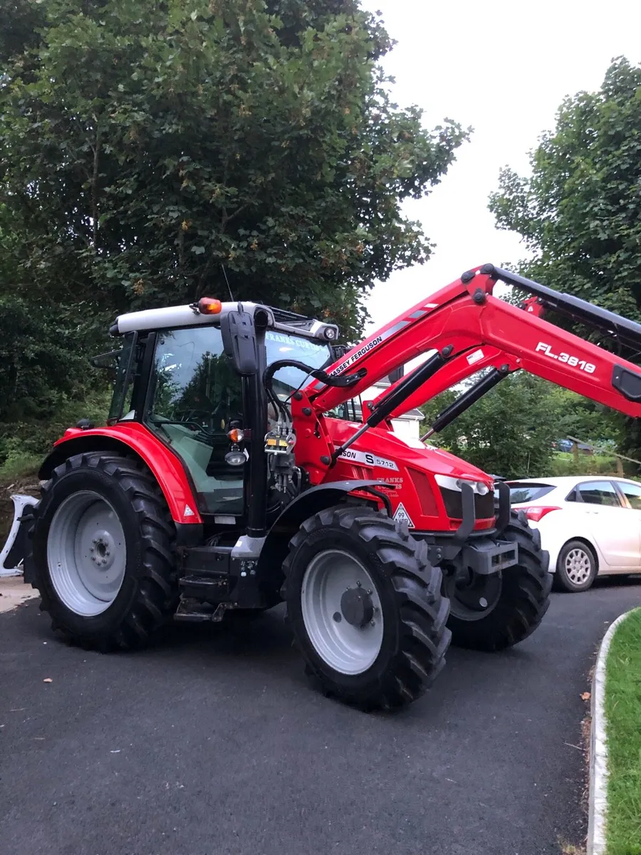 Massey Ferguson 5712 S - Image 4
