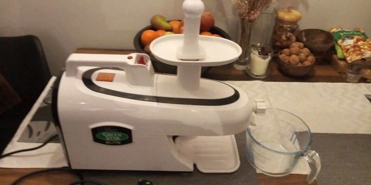 Green Star Juicer - Image 4