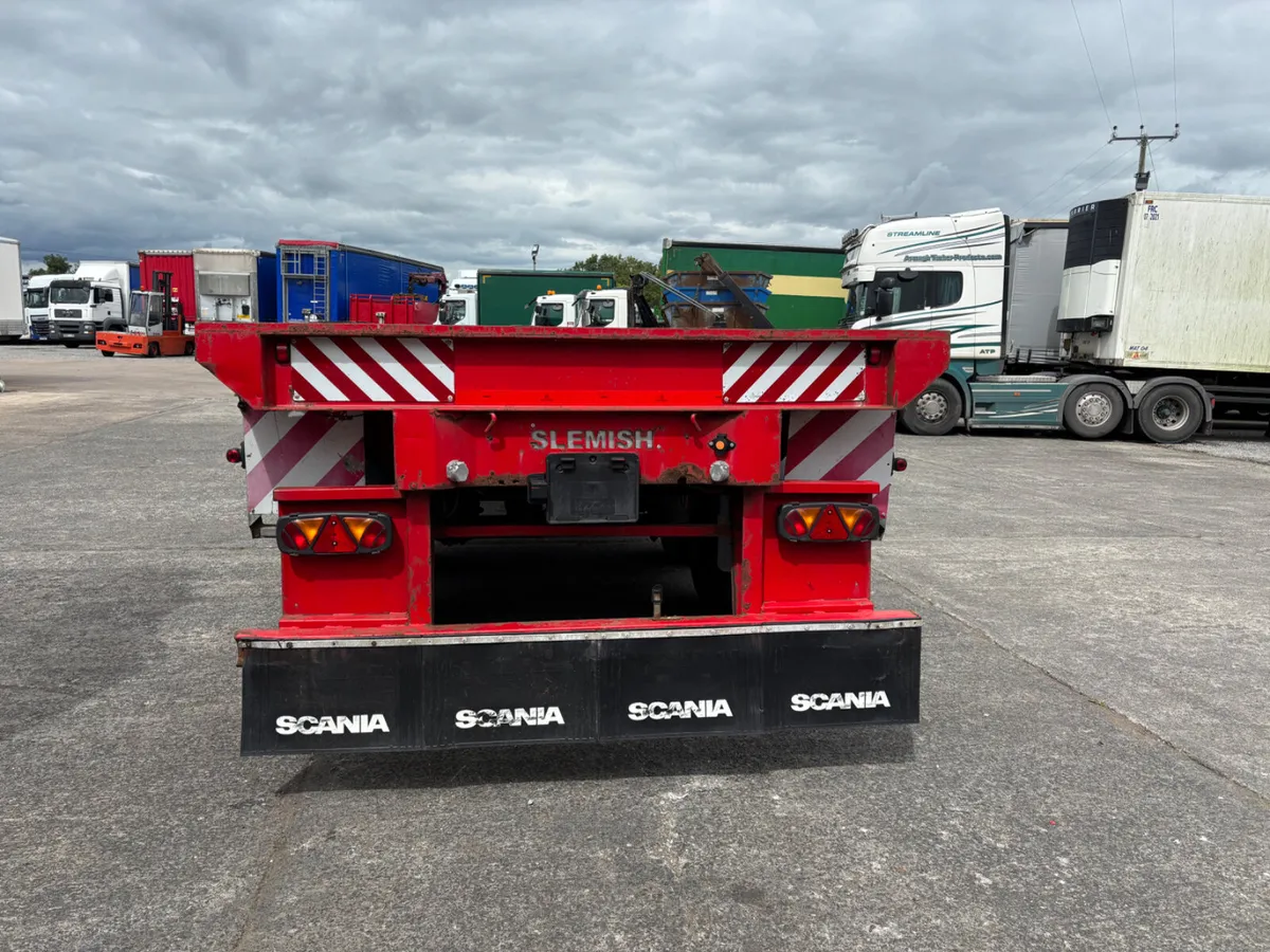 36 foot flat extendable twist locks Drum brakes - Image 2