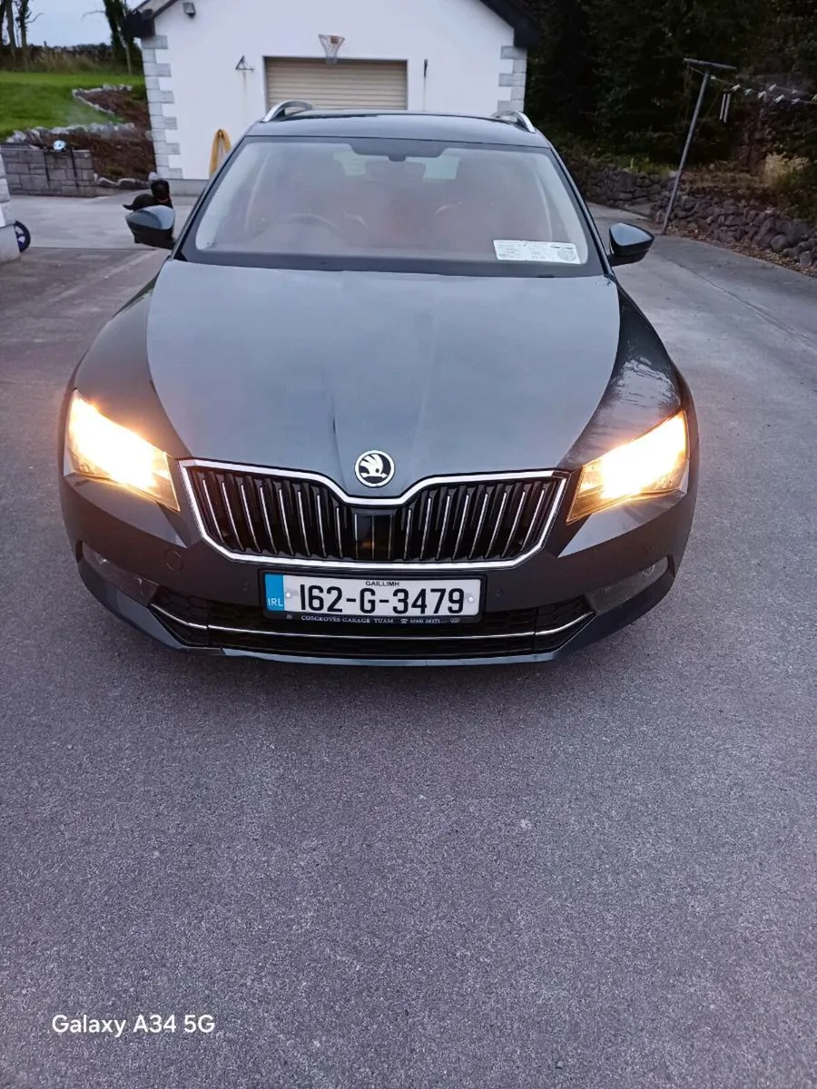 Skoda Superb 2.0L - Image 2