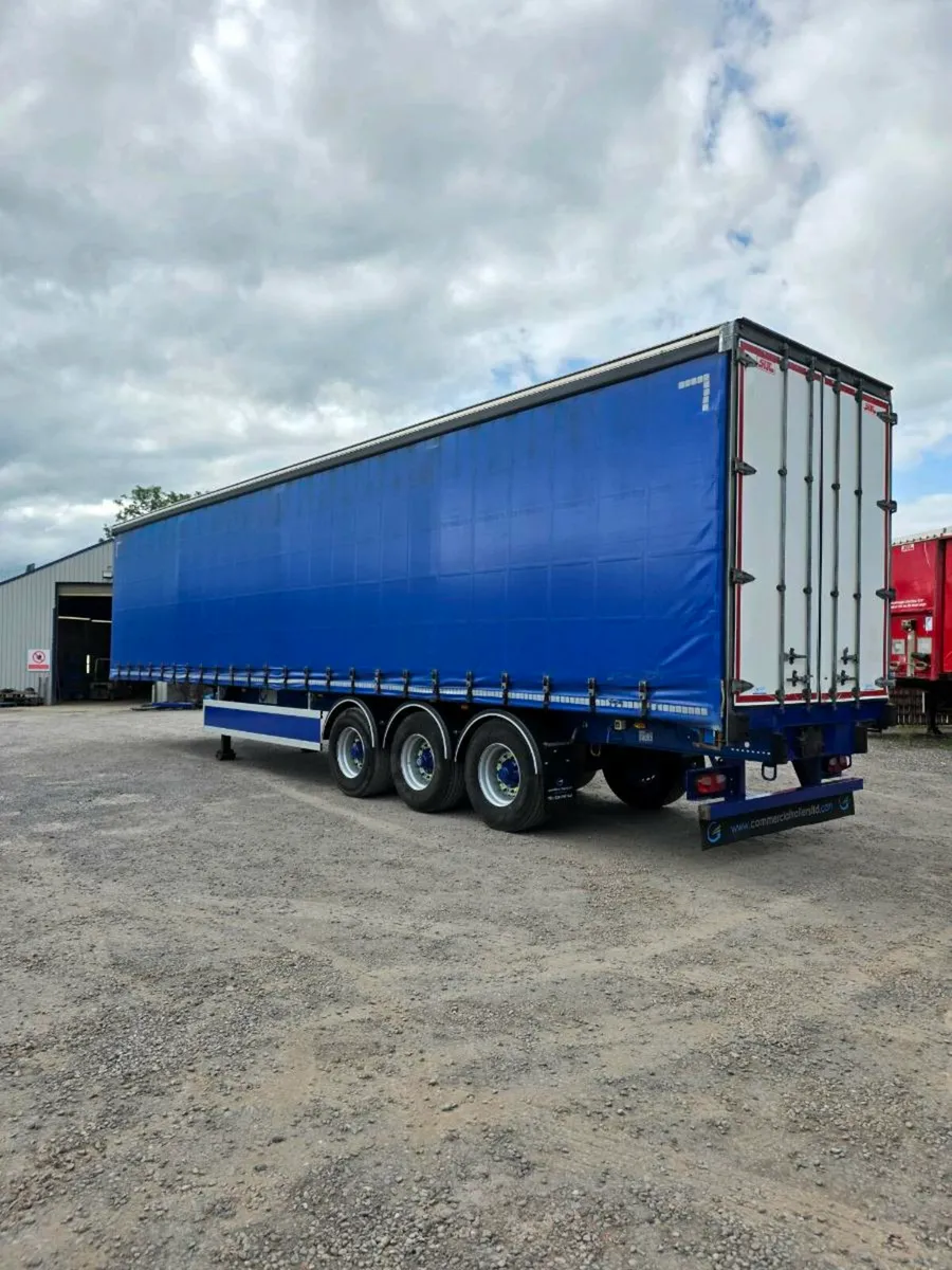 2015 SDC CURTAINSIDER - Image 2